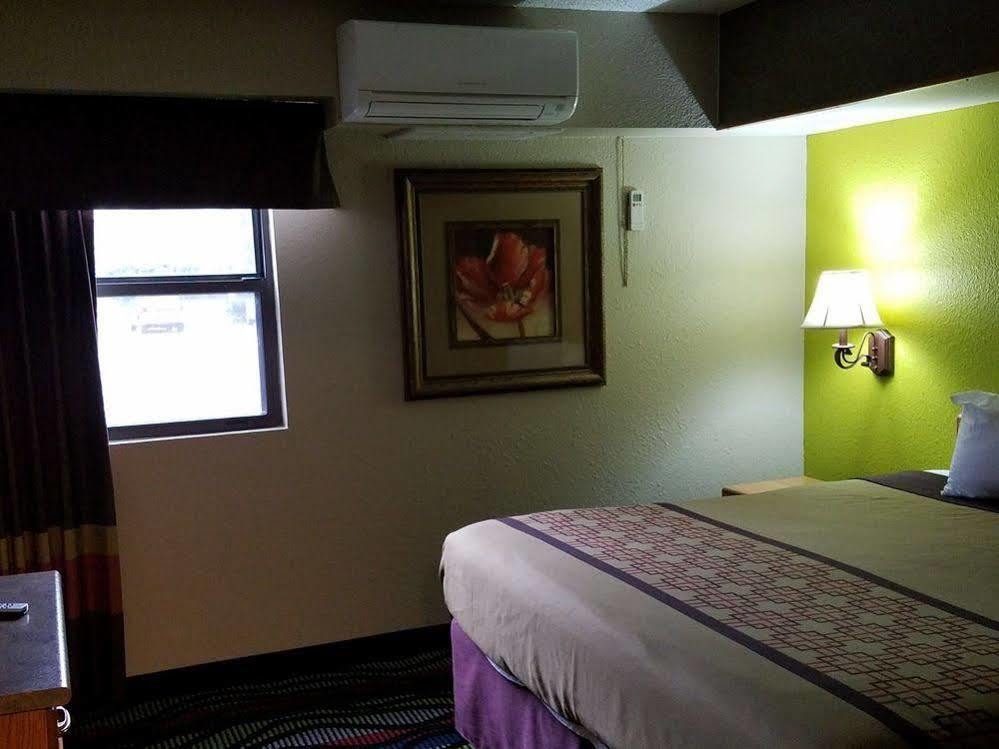 Apple Tree Inn Independence المظهر الخارجي الصورة