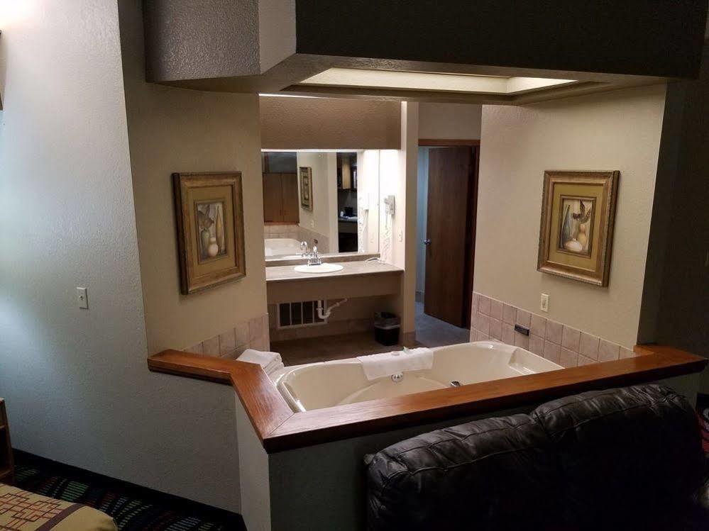 Apple Tree Inn Independence المظهر الخارجي الصورة
